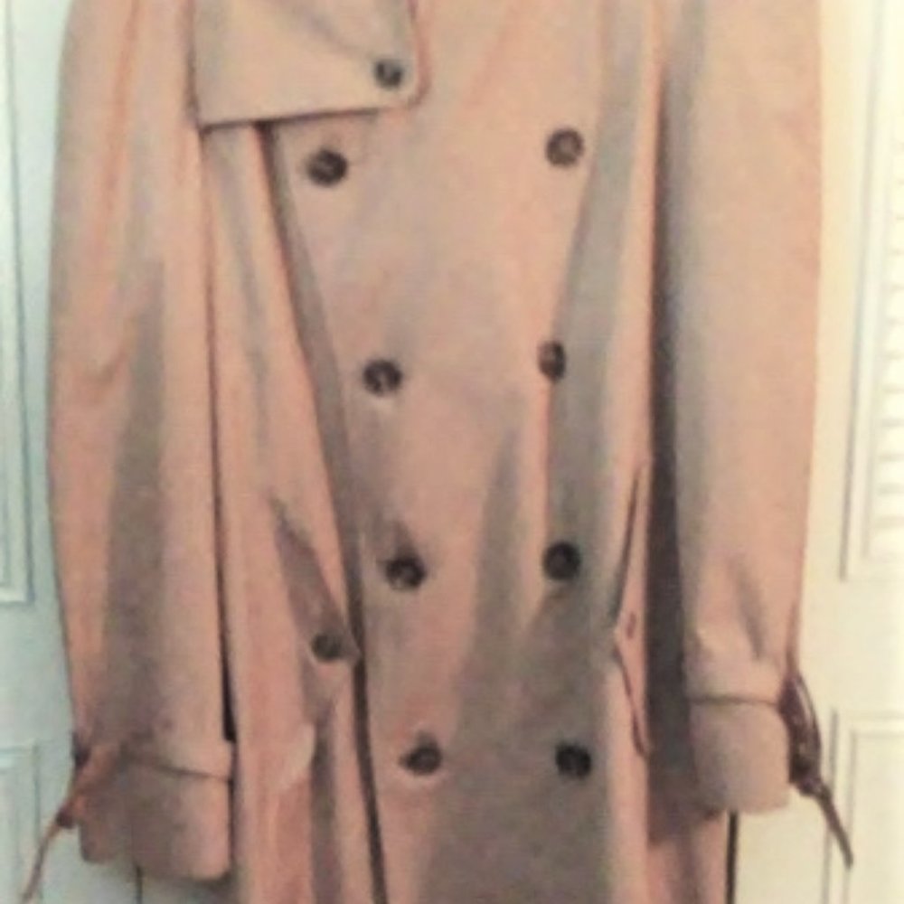 Vintage Glen Eagle Tan Trench Coat